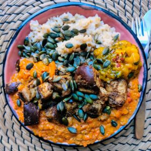 Auberginecurry met kruidige mangochutney